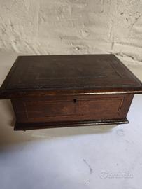 Portagioie in legno antico