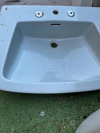 Lavabo oneline di Gio Ponti per ideal standard