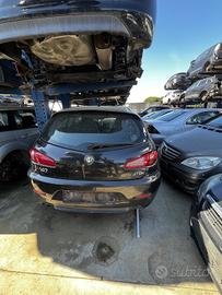 Ricambi portellone muso alfa romeo 147
