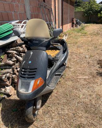 PIAGGIO HEXGAON
