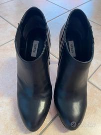 Tronchetto decoltè Guess