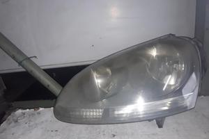 FARO ANTERIORE SINISTRO VOLKSWAGEN Golf 5 Berlina