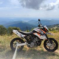 KTM 990 Supermoto