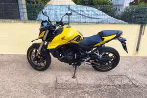Honda CB750 Hornet