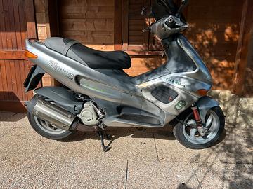 Gilera runner 180