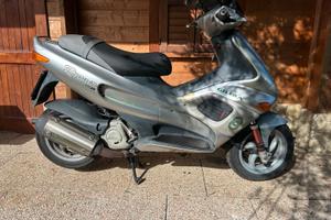 Gilera runner 180