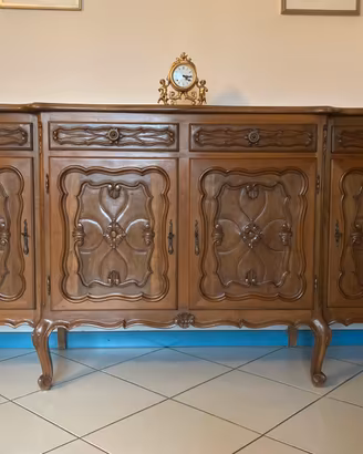 Credenza in legno massello stile Luigi XV
