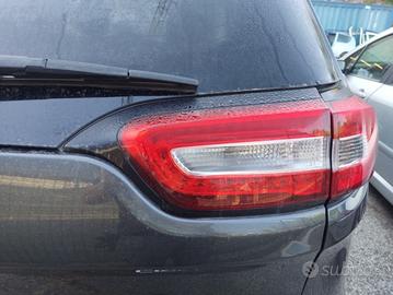 Fanale post dx int JEEP CHEROKEE del 2015