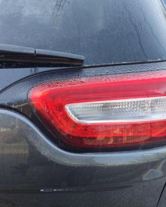 Fanale post dx int JEEP CHEROKEE del 2015