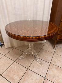 Tavolo rotondo in legno con piede in acrilico