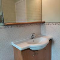 mobile in legno per bagno+ specchiera con mensola 