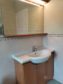 mobile in legno per bagno+ specchiera con mensola 