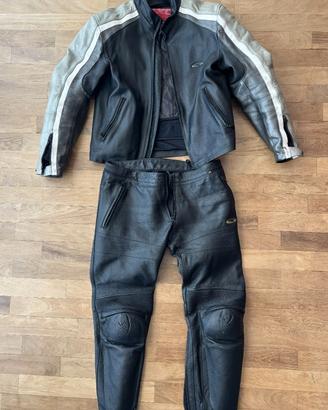 Tuta moto AXO pelle 4 stagioni tg XL 50 + protez.