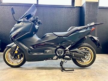 Yamaha TMAX 560 Full Optional Tech Max