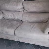 2 divani 1 con letto