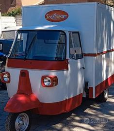 Ape Piaggio Gelateria e creperia -