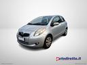 toyota-yaris-1-3-3p-sol