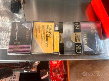 Compact cassette