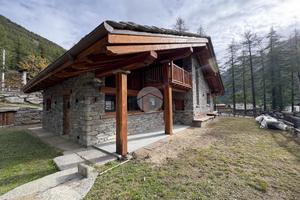NEGOZIO A CERESOLE REALE
