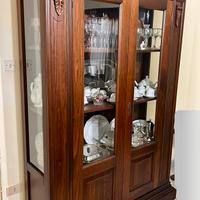 Vetrina in legno massello