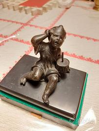 Fermacarte in bronzo