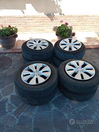 kit Pneumatici 4 estive +4 invernali con cerchi e 