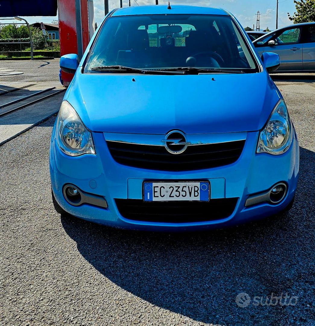 Opel Agila 2ª serie