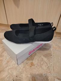 Scarpe con cinturino