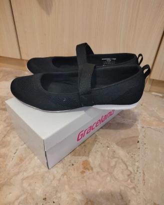 Scarpe con cinturino