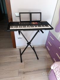 tastiera Yamaha psr f51 con supporto 