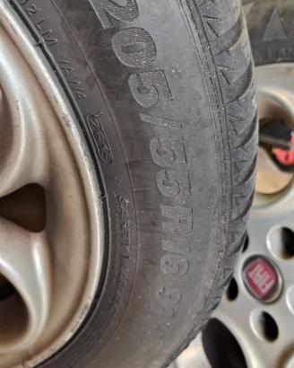 Gomme più cerchi per fiat 500L