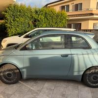 Fiat 500e 42kwh ICON 320km