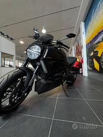 Diavel carbon