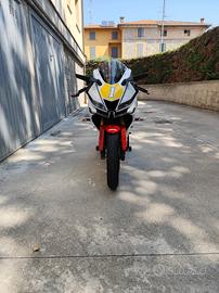 Yamaha r125 60th anniversary 