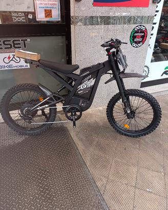bici bicicletta elettrica gt2000 e-bike cross