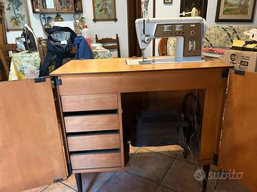 Mobiletto vintage per macchina da cucire