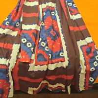 Gonna e camicia etnici Motivi 2023