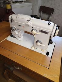macchina da cucire con mobiletto