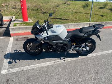 BMW K1300r