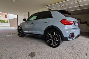 Audi A1 allstreet Identity Contrast 30 TFSI 110 CV