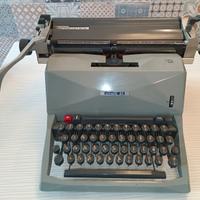 Macchina da scrivere d epoca