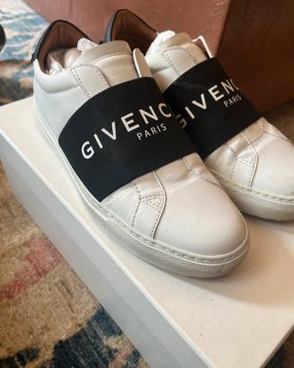 Scarpe Givenchy taglia 39