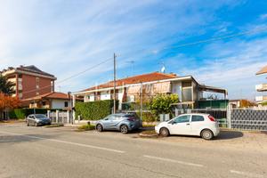 VILLETTA A SCHIERA IN PRAGRANDA DA RISTRUTTURARE