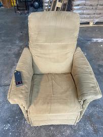 Poltrona elettrica con alzata assistita.