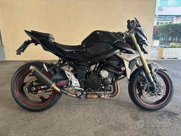 Suzuki GSR 750 - 2011