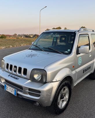 Suzuki Jimny 1.3i 16V cat 4WD JLX Più