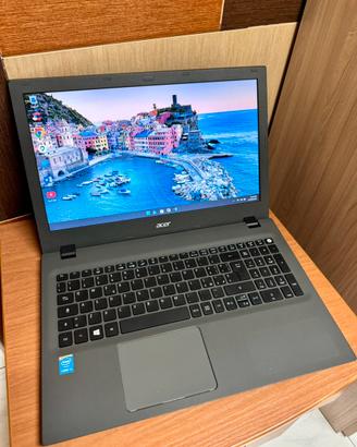 Pc Portatile Acer Aspire Slim Quad-i3 SSD 256Gb
