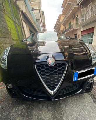 Alfa Romeo Giulietta Jtdm Distinctive 1.6 120 CV
