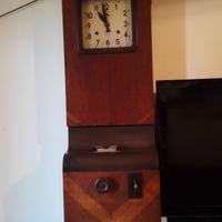 Orologio marcatempo con pendola