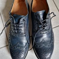 Scarpe a coda di rondine